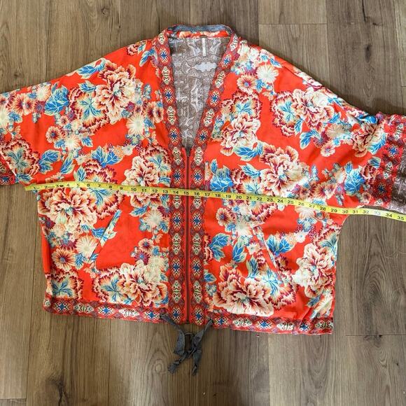 Free People Wildflower Cinched Zip Kimono Jacket Orange Blue Cream Floral M L - Picture 8 of 10